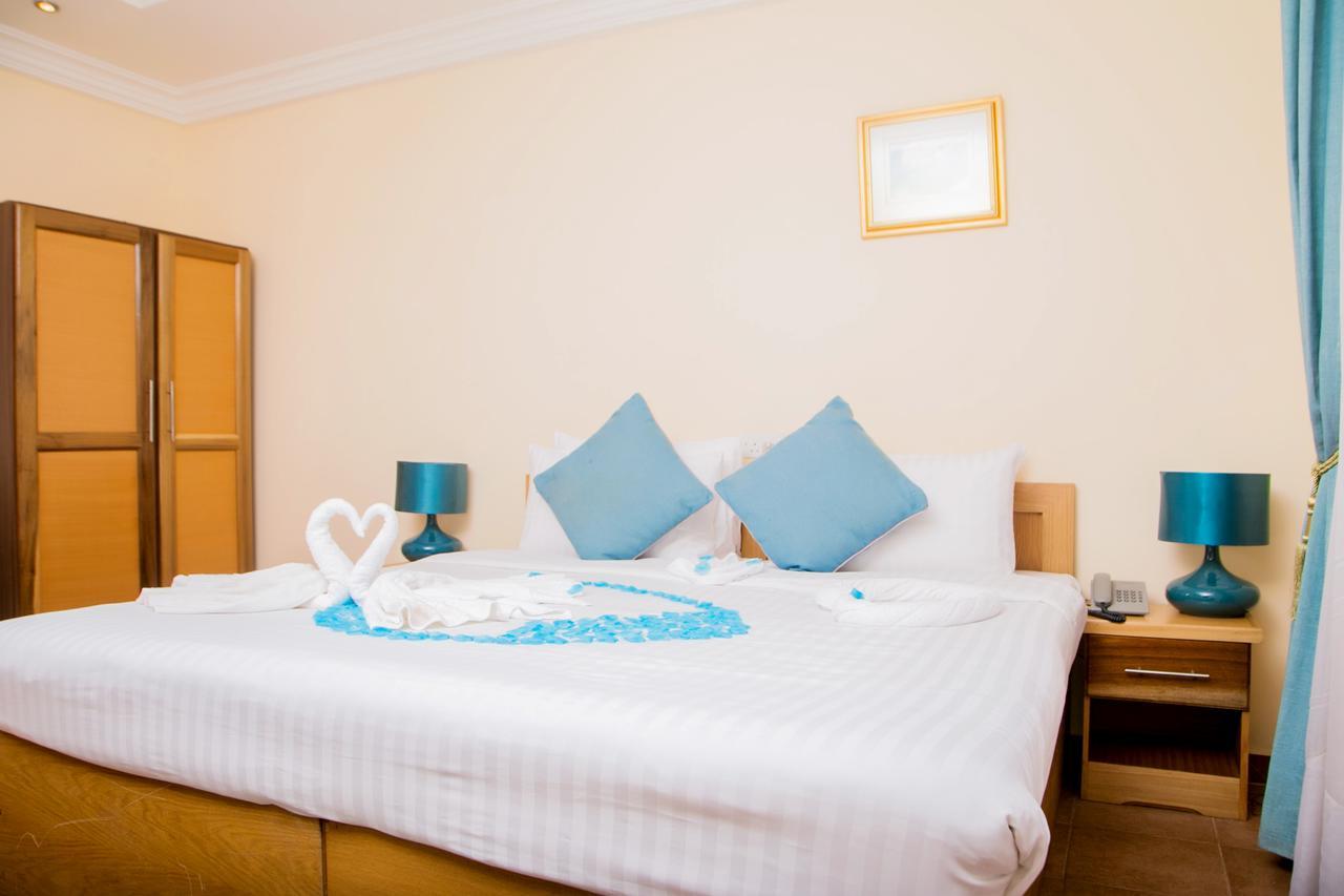 Eden Vale Hotel Ajiringano Buitenkant foto